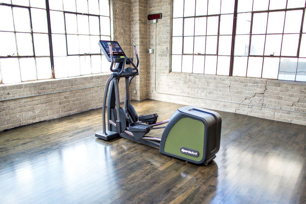 G876 The First SportsArt ECO POWR Elliptical