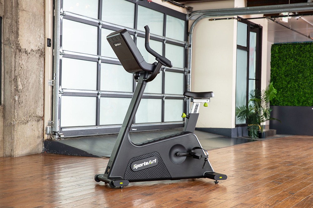 C574U Upright Cycle SportsArt