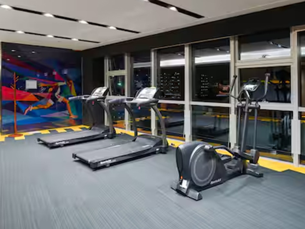 Hampton by Hilton Hotels – 3